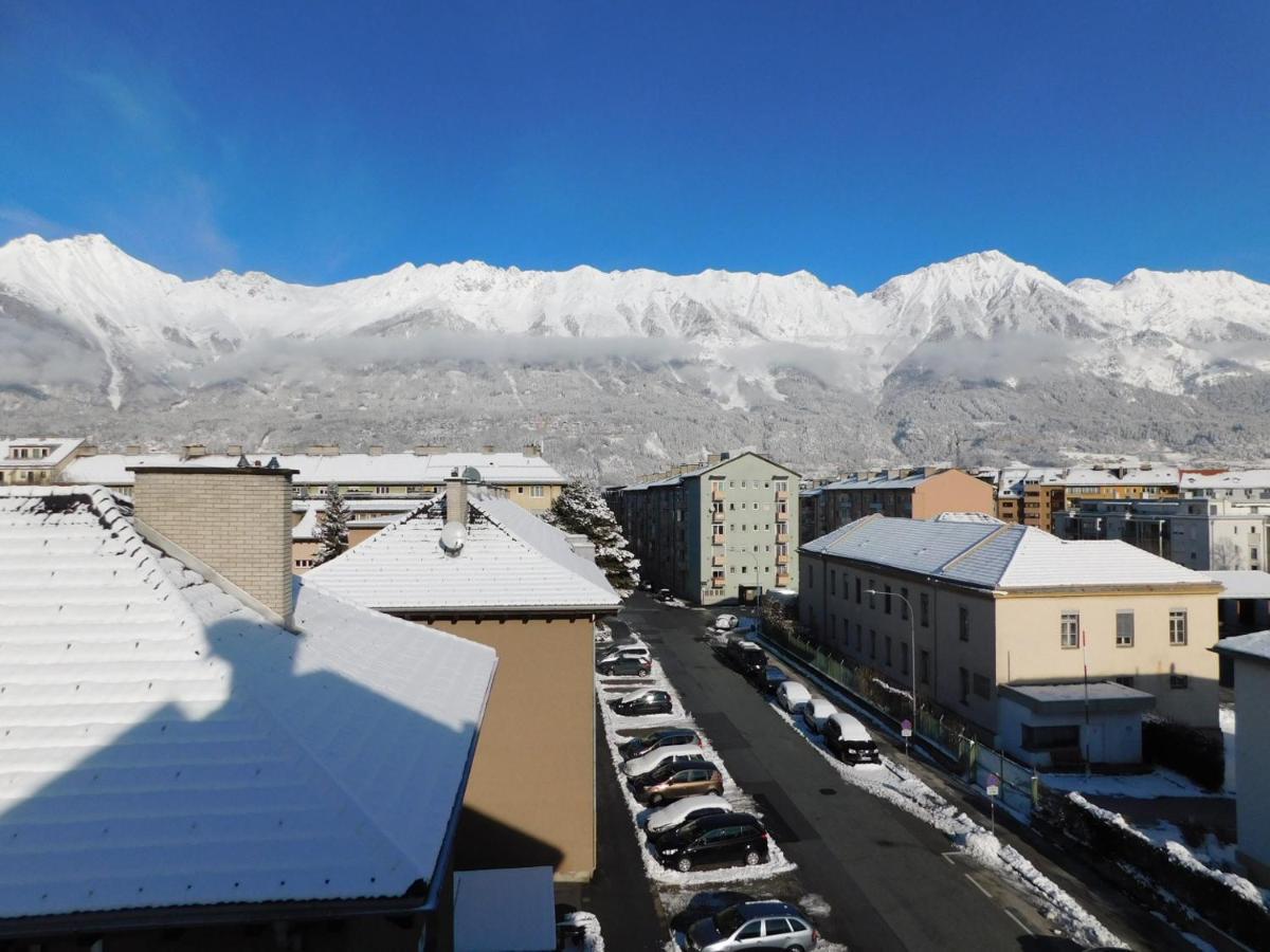 Binders Budget City-Mountain Hotel Innsbruck Buitenkant foto