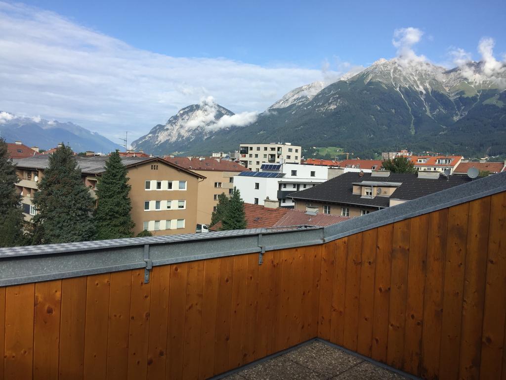 Binders Budget City-Mountain Hotel Innsbruck Buitenkant foto